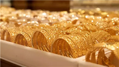الذهب يلمع وسط ضبابية الأسواق وتزايد الطلب على الملاذات الآمنة