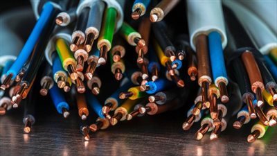 نصائح لترتيب الكابلات والأسلاك بطريقة منظمة