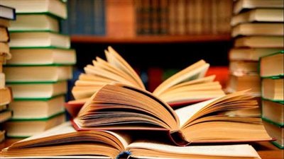 قراءة كتاب واحد شهرياً توحّد اهتمام أفراد العائلة