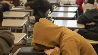 15 دقيقة نوم إضافي ترفع تركيز المراهقين بشكل ملحوظ