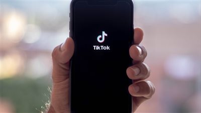 TikTok تبني نسخة جديدة من تطبيقها للمستخدمين في الولايات المتحدة استعدادًا لبيع متوقع