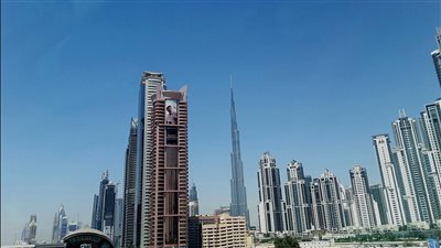 الإمارات تطلق مبادرة استثمارية جديدة لتعزيز قطاع الطاقة المتجددة وجذب رؤوس الأموال الأجنبية