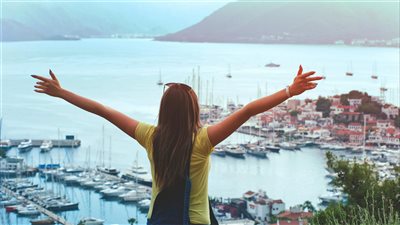 إحدى المسافرات تنطلق في رحلة غامضة مع شركة Orvis Adventures حيث وصلت إلى بليز