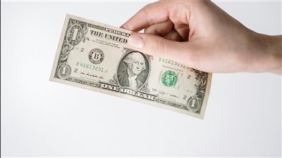 توقعات تحليلية ترى أن الجنيه المصري قد يواصل تقوية تدريجية قبل نهاية 2025