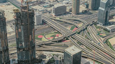 ارتفاع إصدار شهادات المنشأ في أبوظبي بنسبة 10.3٪ يُبرز تقدماً في التحوّل نحو اقتصاد غير نفطي 