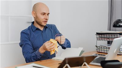 صندوق التوجّه الذاتي يتحوّل: ظهور مرشدين ذكيين يقترحون خطوات يومية لتنمية الذات مبنية على الزمن والإنجازات