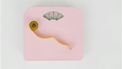 دراسة حديثة تؤكد أن مؤشر كتلة الجسم BMI لا يعكس بدقة مخاطر الصحة طويلة الأمد وتدعو إلى قياسات بديلة أكثر فعالية 