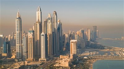 الإمارات والهند تسعيان لتعزيز الاستفادة من اتفاقية الشراكة الاقتصادية في خطوة قد تعزز تدفقات الاستثمار والتجارة بين البلدين 