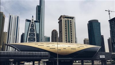 الإمارات تسلّط الضوء على تنامي استثماراتها في قطاع الرعاية الصحية الخليجي خلال السنوات الأربع الماضية