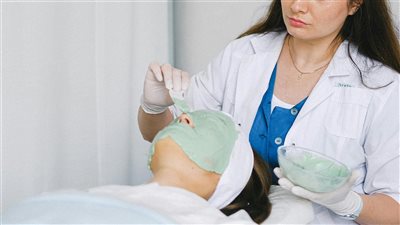 تنامي الطلب العالمي على رحلات السياحة العلاجية والعافية كخيار سفر غير تقليدي حيث يفضل المسافرون وجهات تقدم عناصر استجمام ذهني وجسدي متكاملة