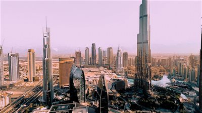 منتدى الشّارقة للاستثمار يستقطب أكثر من 10 آلاف مندوب من 142 دولة ليُناقش الاستدامة والتصنيع الذكي كعناصر محورية في السياسات المستقبلية