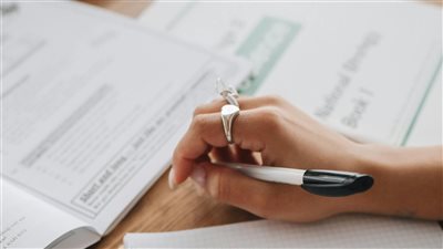 تقرير جامعة هارفارد يسلّط الضوء على مهارات لا تؤثر بها الأتمتة وتبقى صامدة في ظلّ الذكاء الاصطناعي