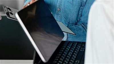 أحدث اتجاهات ريادة الأعمال لعام 2025 وتأثيرها على السوق