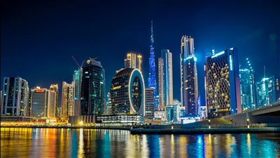 دبي تطلق منصة الذكاء الاصطناعي الجديدة وبرنامج يونِكورن 30 لدعم الشركات الناشئة في خطوة سريعة نحو الاقتصاد الرقمي 