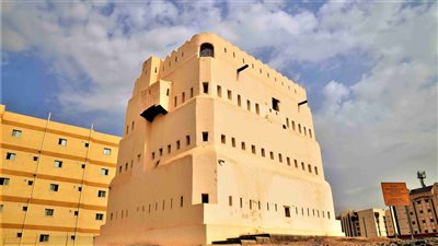 القريات: مدينة التاريخ والطبيعة