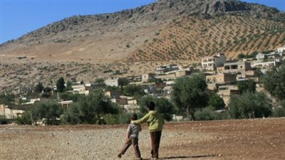 القرية : مجتمع ريفي يجمع بين الماضي والحاضر