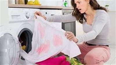 ١١ فكرة تساعدك في كيفية ازالة بقع الكلور من على الملابس