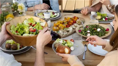 أمور لا تفعلها بعد الأكل مباشرة