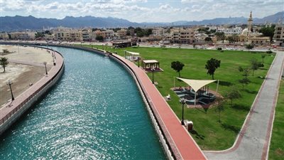 دبا الحصن مدينة ساحلية