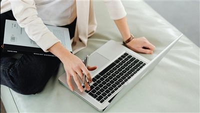 ريادة الأعمال تتحوّل: الواجبات المهارية المعاصرة تضع الابتكار والتكيّف في صلب فرص العمل والقيادة الجديدة