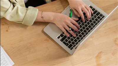 مهارات المستقبل في سوق العمل العالمي: جيل الشباب اليوم يطلب دعمًا لتخطيط الحياة المهنية وصقل المهارات اللينة الضرورية للغد