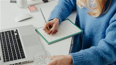 من العمل التقليدي إلى الاقتصاد الإبداعي: فرص الشركات الناشئة تتوسع بفضل التحول الرقمي والطلب المتزايد على الابتكار المستدام
