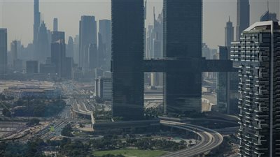 اتفاقيات استثمارية جديدة تجذب شركات هندية بـ327 مليون درهم لموقع خليفة للمناطق الاقتصادية في أبوظبي