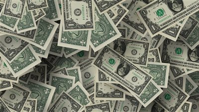 خبير اقتصادي يتوقع اتجاهات سعر الجنيه المصري مقابل العملات الأجنبية في 2026