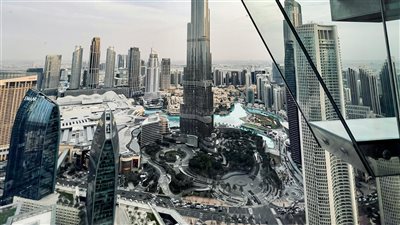 مجلس الوزراء الإماراتي يستعرض أداء القطاعات ويعلن عن اتفاقيات دولية لتعزيز جذب المواهب وتطوير سوق العمل
