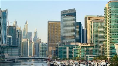 الإمارات تعلن توقيع تمويل أخضر بقيمة 2 مليار دولار مع وكالة كورية لدعم مشاريع الطاقة المنخفضة الكربون