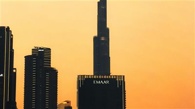 وزير الصناعة الإماراتي: توقع نمو استخدام مراكز البيانات عالميًا بنسبة 500% بحلول 2040