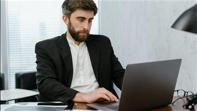 دراسات حديثة تؤكد أن التعلم المستمر مدى الحياة يعزز النمو الشخصي والرفاه النفسي