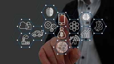 عمالقة التكنولوجيا يستثمرون بقوة في بناء منظومات ذكاء اصطناعي اقتصادية متكاملة تتجاوز مجرد تطوير النماذج