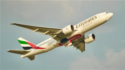 الإمارات تطلق ممرات جوية آمنة لاستيعاب عشرات الرحلات يوميًا وحماية حركة الأعمال وسط التوترات الإقليمية