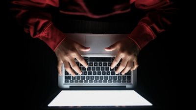 تصاعد مفهوم العمل الهادئ الذي يوازن بين الإنتاجية والصحة النفسية كاستجابة لضغوط الاحتراق الوظيفي عالميًا