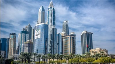 اتفاقيات تمويل صناعي بمليارات الدراهم تعزز خطط الإمارات لتوسيع القطاع الصناعي وجذب الاستثمارات