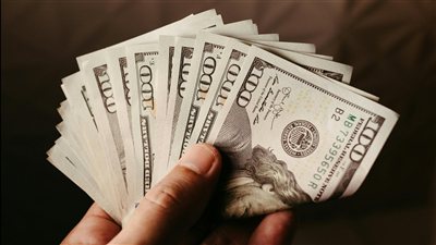 تقارير اقتصادية تتوقع تحسنًا تدريجيًا في أداء الجنيه المصري إذا استمرت الإصلاحات النقدية وسعر صرفه ليوم 1 يونيو 2026