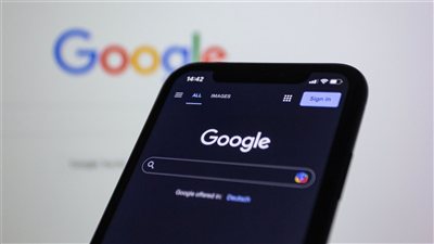 جوجل ترفع وتيرة الإنفاق على الذكاء الاصطناعي وتدفع المنافسين إلى سباق استثماري غير مسبوق لتطوير البنية التحتية التقنية