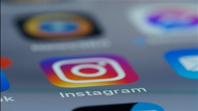 مقاطع اليوميات السريعة غير المتكلفة تتصدر تريند TikTok وInstagram مع تزايد إقبال المستخدمين على المحتوى العفوي