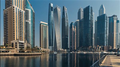 البنوك الإماراتية ترفع العوائد على الودائع لاستقطاب السيولة وتعزيز مراكزها التمويلية في مواجهة المنافسة الرقمية المتسارعة