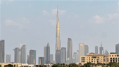أسواق الأسهم الإماراتية تواصل مكاسبها مع ارتفاع مؤشرات دبي وأبوظبي بدعم من تحسن ثقة المستثمرين