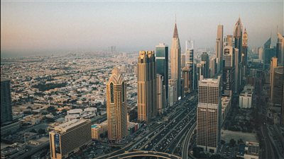 إنجاز جديد لسوق دبي المالي: اعتراف سويسري رسمي يعزز حضوره في الأسواق العالمية