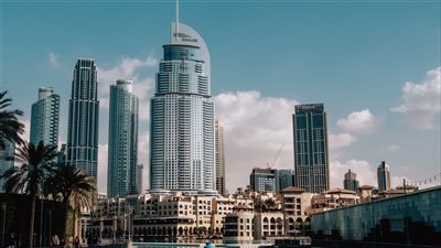الأسواق الإماراتية تترقب فرص نمو جديدة مع تحسن شهية المستثمرين وتطور الشراكات الاقتصادية الدولية