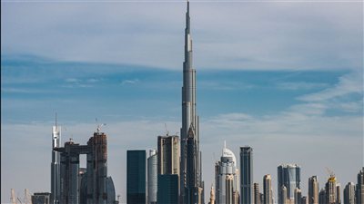 المصارف الإماراتية ترفع حوافز الودائع في سباق لتعزيز السيولة ومواجهة المنافسة الرقمية المتزايدة