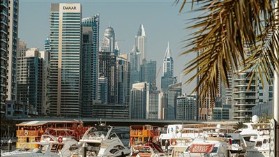 الإمارات تدفع بخطط صناعية جديدة لتعزيز التصنيع المحلي وفتح فرص استثمارية في قطاعات استراتيجية