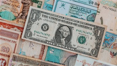 خبراء: مستقبل الجنيه المصري خلال الأشهر المقبلة سيظل مرتبطًا بتدفقات النقد الأجنبي وسعر صرفه ليوم 31 يوليو 2026 