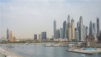 أسواق الأسهم الإماراتية تستهل الأسبوع بدعم من نتائج الشركات القوية وتوقعات باستمرار زخم الاستثمار المحلي