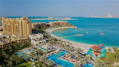 رأس الخيمة تستقطب 771.5 مليون درهم من استثمارات جديدة خلال النصف الأول من 2026 مع دخول مئات المنشآت إلى سوق الإمارة